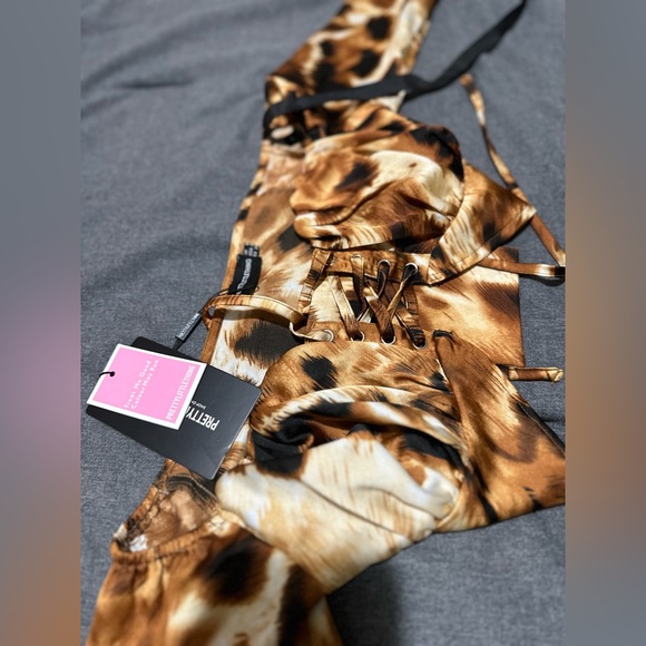 PRETTY LITTLE THING WOMEN’S TOP - Picture 5 of 6